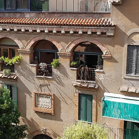 My Caracciolo Casa Vacanze *